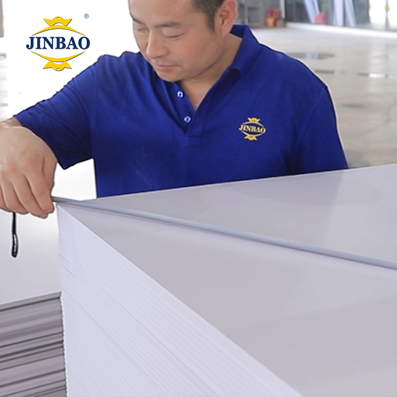 ما هي لوحات رغوة PVC المستخدمة ل؟ دليل في العالم الحقيقي للتطبيقات