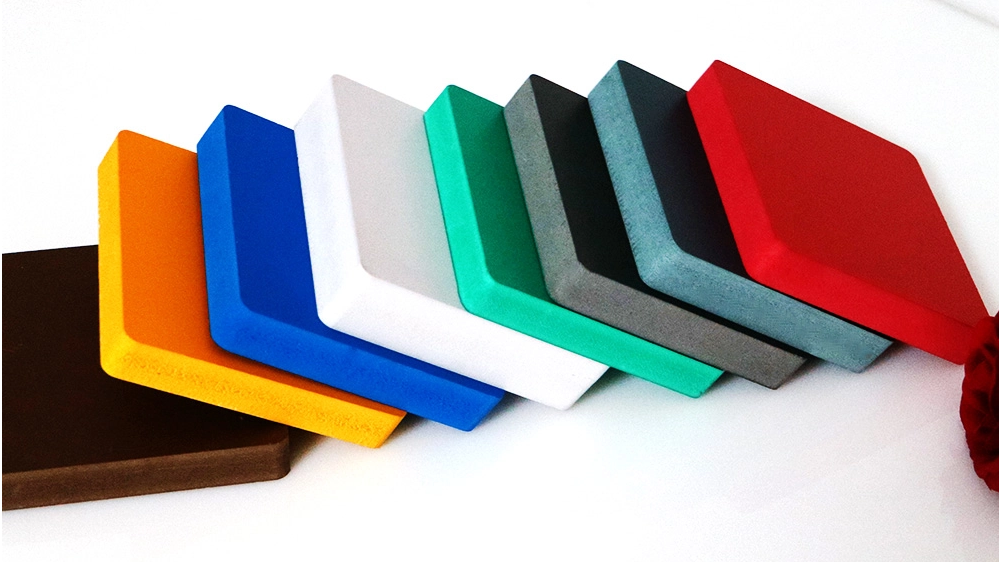 مشاريع إبداعية لألواح الرغوة البلاستيكية: قم بتحويل المساحة الخاصة بك بأفكار سهلة